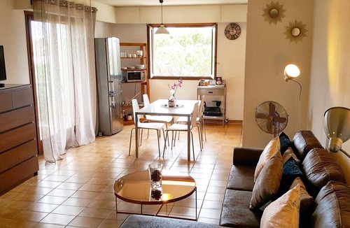 Calvi Apartment | Studio & large garden 200m Calvi beach