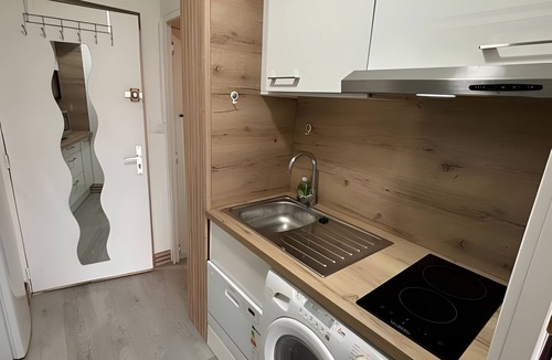 Saint-Etienne-en-Devoluy Apartment | Studio 'Le 28' with Mountain View, Balcony and Wi-Fi