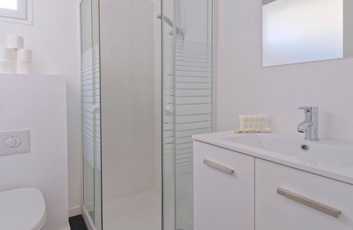 Saint-Etienne-de-Tinee Apartment | Studio Place d'Auron