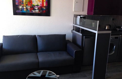 Cap d'Agde Apartment | STUDIO RENOVATED WITH VIEW ON BOATS FOR 4 PEOPLE