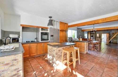 Saint-Martin-de-Crau House | Stunning home in Saint Martin de Crau