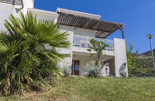 Oletta Apartment | Summer apartment in the hilly landscape of Oletta