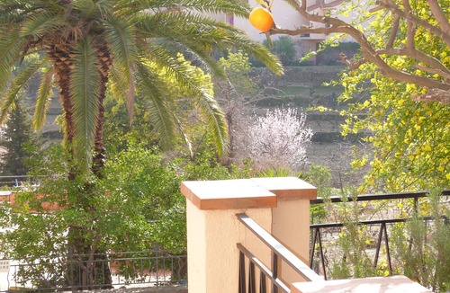 Collioure Apartment | Sunny apartment 52m2 large terrace garage, beach 5min walk