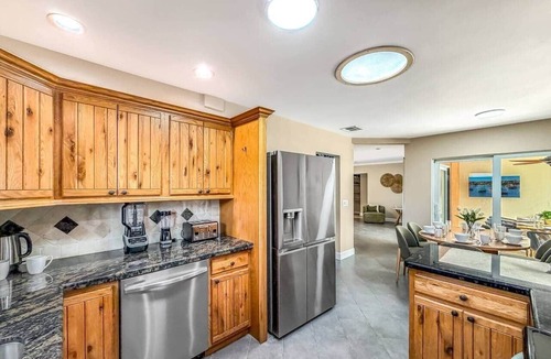 Garden Isles House | Sunset Canal Oasis | Pool-Hottub | 3 BDR