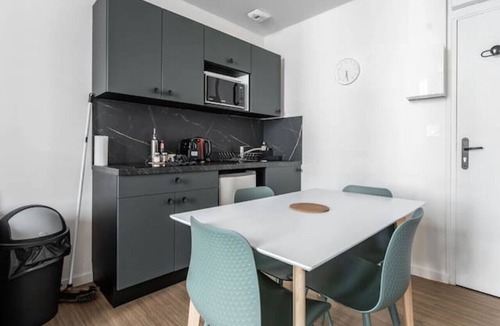 Vieux Vichy Apartment | Superbe appartement climatisé dans immeuble classé