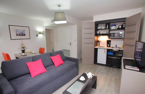 Poincare Condo | T2 charmant en centre-ville, près des commerces