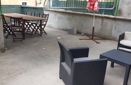 Embrun Apartment | T2 + large terrace near cathedral