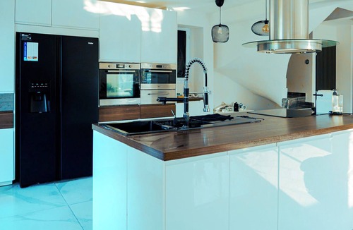 4th Arrondissement House | T5 house with garden and private pool