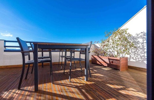 Faubourg North Apartment | The 8th Heaven Above Dijon – Duplex with Panoramic