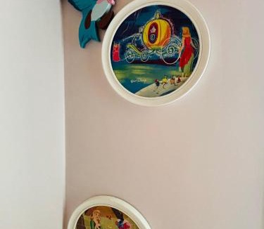 Serris Apartment | THE ENCHANTED HOUSE (15 min walk to Disney)