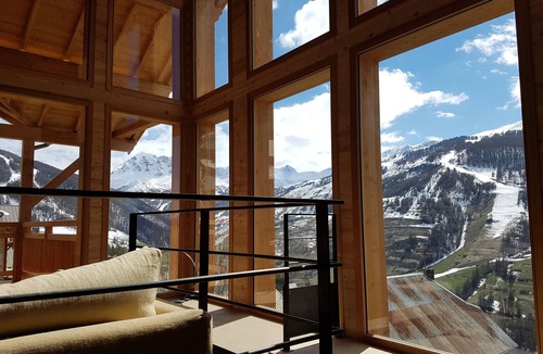 Vars Ski Chalet | The escape, an exceptional chalet in front of the slopes
