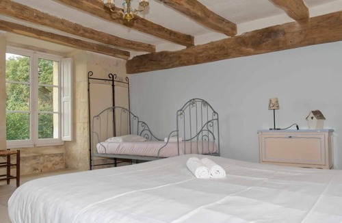 Ferriere-Larcon House | The Plessis eco lodge at Port du Loup
