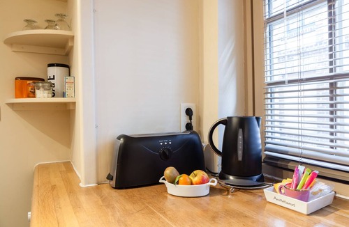 Honfleur Apartment | The Wooden Man's Cottage - Atypical - historic center Honfeur