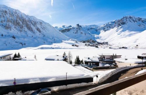 Tignes le Lac Apartment | Tignes Lac - Appartement rénové - 50 m des pistes