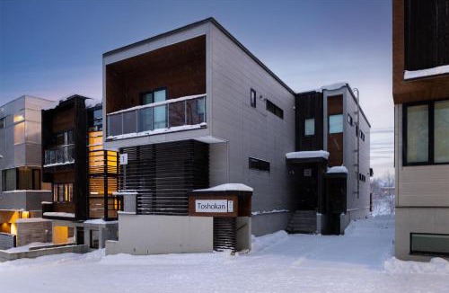 Hirafu House | Toshokan #2