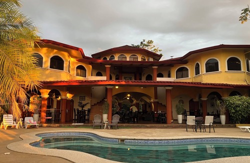 Baru Villa | Toucans, Waterfalls, Stunning Sunsets! A Jungle Villa, 5-8 BR, with full staff