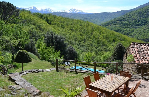 Prunet-et-Belpuig House | Tranquil Farm Cottage with private pool (10 x 5) Prunet et Belpuig.Sleeps 7. Ceret 40 mins.