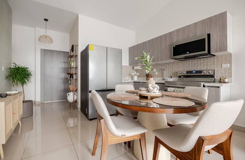 Guacima House | Tropical Nest - Modern Gated Home w/Community Pool Near SJO. Pet-Friendly!