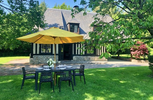 Beuzeville House | True Norman wine press