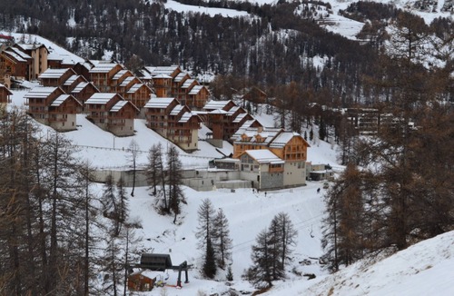 Les Claux Apartment | Upscale flat in all mod cons chalet mountain resort - Vars