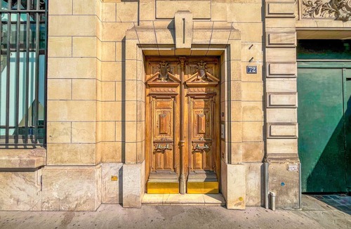 8th Arrondissement Apartment | Urban Flat 165 - Studio Triangle D'Or