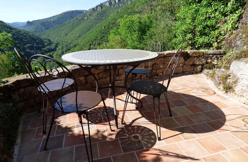 Cantobre Cottage | Very well equipped 3* Gîte in Cantobre with Valley views you'll never forget