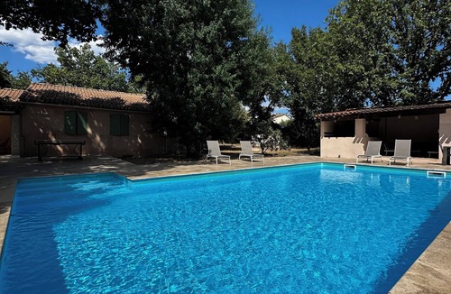 Sainte-Anastasie-sur-Issole Villa | Villa Des 3 Bouchons
