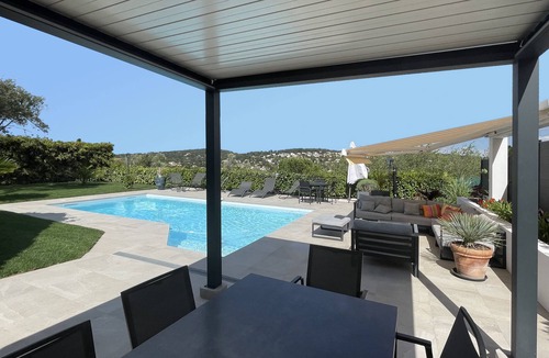 Saint-Gely-du-Fesc Villa | Villa 8 people, garden, swimming pool, great views, quiet, near Montpellier