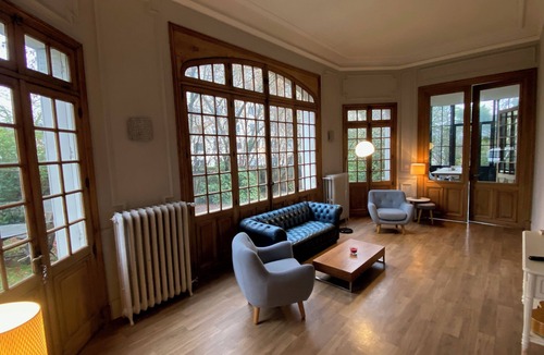 Limoges Villa | Villa Beaupeyrat (Charming private residence - In the heart of Limoges)