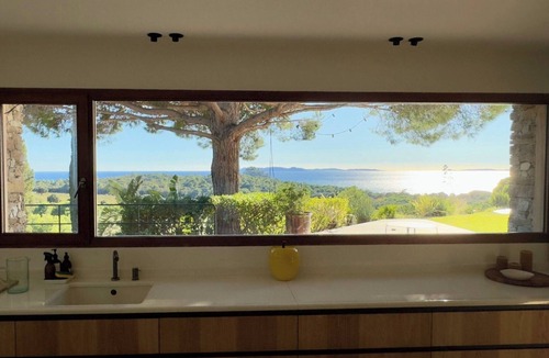 Cabasson House | Villa Borma Magnificent house 7 min walk from cabasson beach