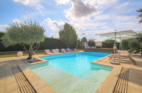 Dornon Villa | Villa Charmante Avec Piscine Proche Aéroport