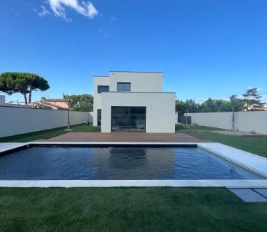 Le Grau-dʼAgde Villa | Villa du Soleil Spacious villa with private pool near Cap dAgde beaches