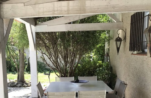 Murviel-les-Beziers Villa | Villa in the countryside with swimming pool