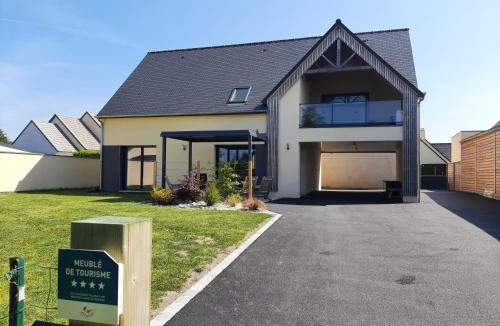 Genets House | Villa Jacuzzi au pied de la Baie du Mont St Michel