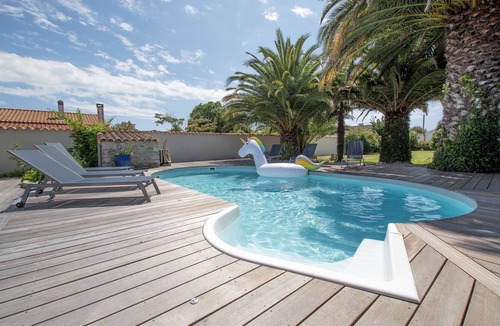 Saint-Georges-d'Oleron House | Villa La Jonchère - Four Bedroom House, Sleeps 9