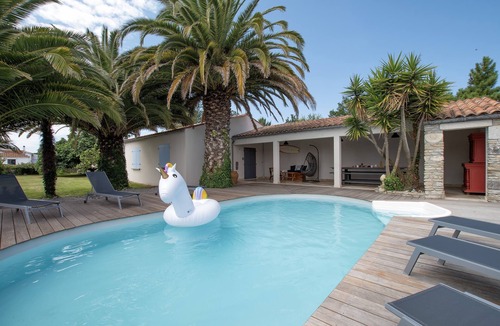 Saint-Georges-d'Oleron House | Villa La Jonchère - Four Bedroom House, Sleeps 9