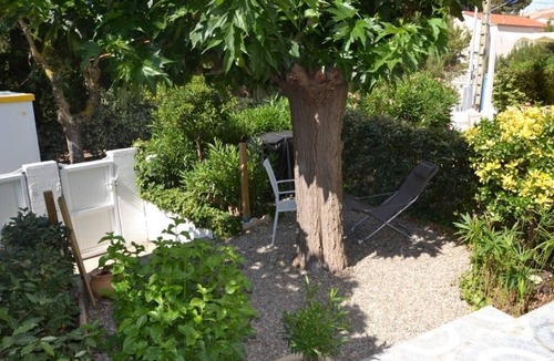 Saint-Pierre-la-Mer Villa | VILLA SEA VIEW BEACH 200 m 3 minutes a pîed downtown private parking wifi fiber