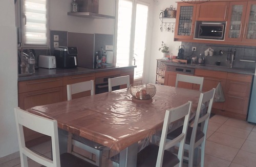 Saint-Jean-de-Vedas House | Villa with a private pool in a quiet, secluded location in Montpellier