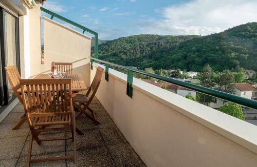 Chamalieres Apartment | Ville & Nature, Belle Vue avec Piscine