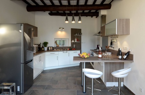 Vacqueyras House | VINEYARDS AND OLIVE TREES BETWEEN ON THE WINE ROUTE