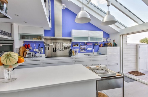 Asnelles House | Waterfront house, large terrace and waterfront - Balcony on Arromanches