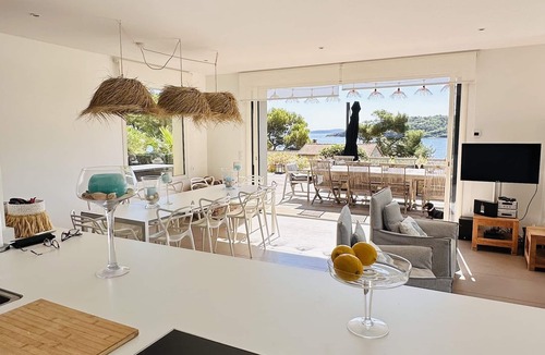 Cap Benat Villa | Waterfront Villa with splendid sea view in the Cap Benat