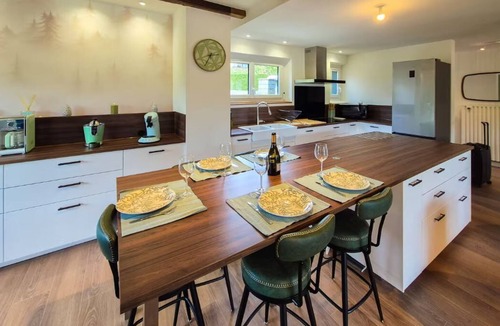 Embrun Ski Chalet | Welcoming chalet for 10/12 people in a quiet area close to the town center