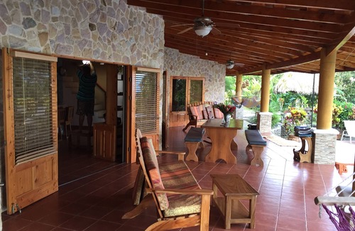 Ballena House | WHALES TAIL VIEWS Del Congos Uvita Great privacy, WSlide Pool, HandicapAccess