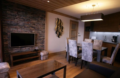 Arc-2000 Apartment | Wifi, ski-in/ski-out & foot of the slopes, fitness, swimming pool, sauna, hammam, balcony, tv