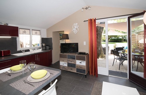 La Teste-de-Buch Ski Chalet | Wood chalet with garden 3 miles away from the Pyla dune and Arcachon