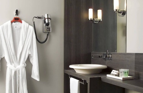 Jean Moulin - Marius Berliet Apartment | Your Ideal Lyon Retreat: Comfort and Convenience