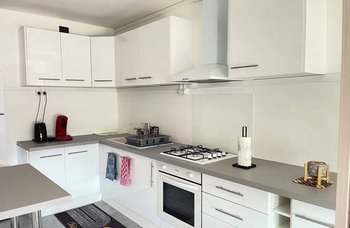 Saint-Priest House | Your perfect cocoon 9 min from Eurexpo and 14 min from Groupama