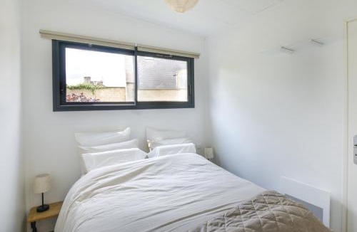 Louvigny House | Zen Cottage - Maison pour 2 avec piscine partagée