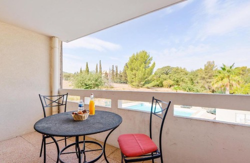 Six-Fours-les-Plages Apartment | Zenitude Hôtel-Résidences Six-Fours